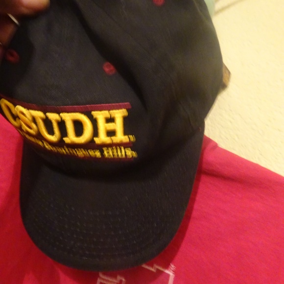 CSU Dominguez Hills T-shirt (L) and  Hat set - Picture 5 of 7